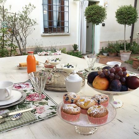 B&B La Magnolia Ostiglia Екстер'єр фото